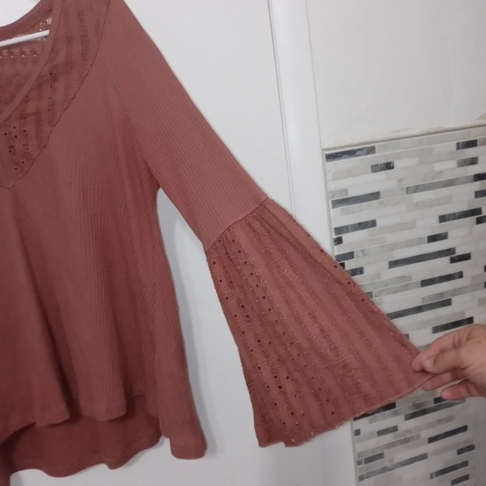 Free People Parisian Nights Dusty rose pink ribbed V Neck Bell Sleeve Blouse